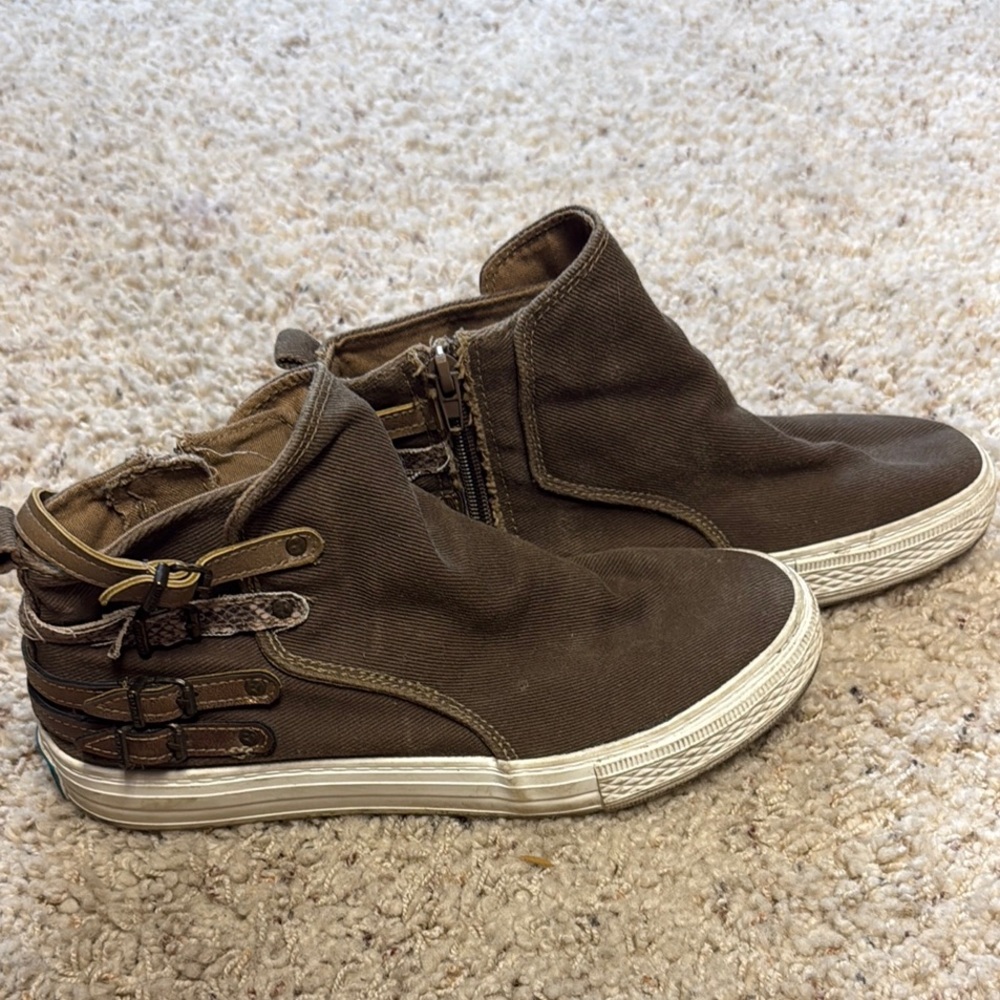 Blowfish Tan High-Top Sneakers with Buckle Accents